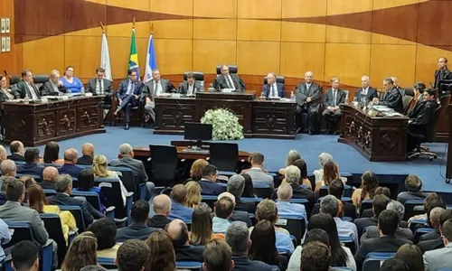 
          Imagem ilustrativa da imagem Carlos Simões Fonseca toma posse como novo presidente do TRE-ES
          