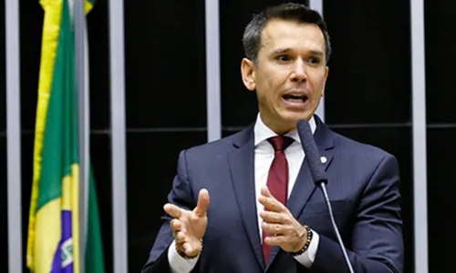 
          Imagem ilustrativa da imagem Caso de propina para socialista não espanta PE
          