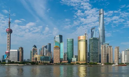 
          Imagem ilustrativa da imagem Chance para profissionais de saúde e construção fora do Brasil
          