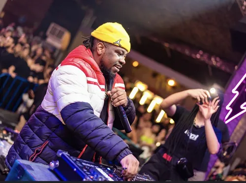 
          Imagem ilustrativa da imagem Chris Helv lança trap funk regido pelo signo de sagitário
          