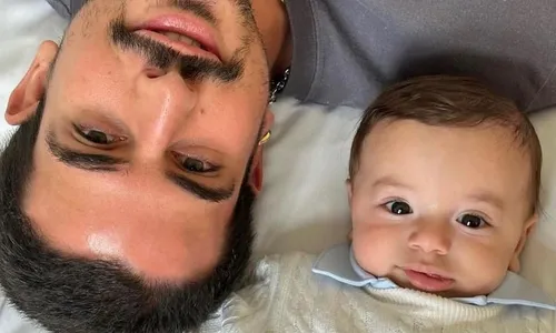 
          Imagem ilustrativa da imagem Claudia Raia publica fotos dos filhos Enzo e Luca
          