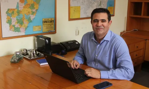 
          Imagem ilustrativa da imagem Como fazer um bom currículo depois dos 50 anos de idade
          