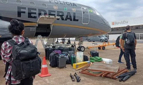 
          Imagem ilustrativa da imagem Corpo de brasileiro morto em chacina no México é exumado
          