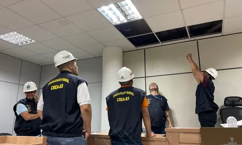 
          Imagem ilustrativa da imagem Crea-ES faz vistoria e descarta risco de desabamento do Fórum de Vila Velha
          