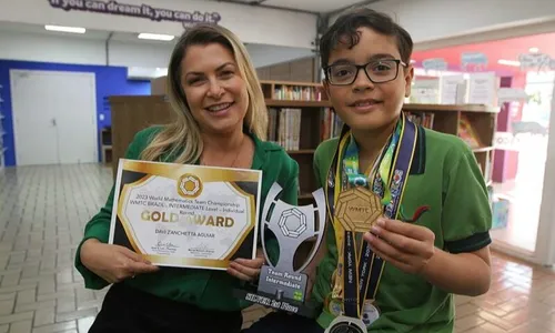 
          Imagem ilustrativa da imagem Crianças do ES faturam ouro em campeonato de Matemática
          