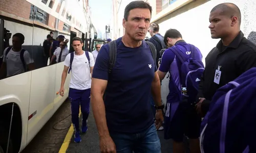 
          Imagem ilustrativa da imagem Cruzeiro anuncia demissão do técnico Zé Ricardo
          