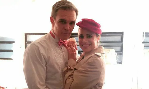 
          Imagem ilustrativa da imagem Dalton Vigh confirma o fim de seu casamento de dez anos com atriz
          