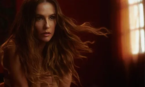 
          Imagem ilustrativa da imagem Deborah Secco participa de orgia com Pedro Sampaio em novo clipe do DJ
          
