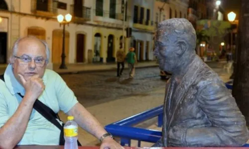 
          Imagem ilustrativa da imagem Dia de despedida de Leonardo Dantas, pesquisador que era "carnaval o ano inteiro"
          