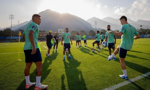 
          Imagem ilustrativa da imagem Diniz aposta em seleção renovada para voltar a vencer nas Eliminatórias
          