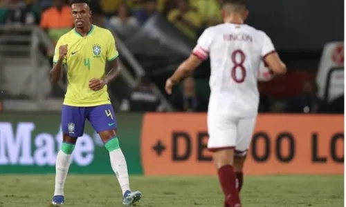 
          Imagem ilustrativa da imagem Ecos do tropeço
          