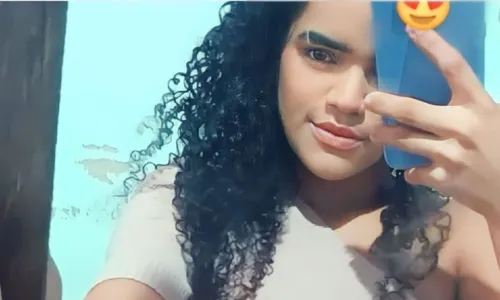 
          Imagem ilustrativa da imagem Em coma, grávida baleada na cabeça em tiroteio dá à luz uma menina
          