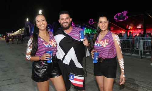 
          Imagem ilustrativa da imagem Em segunda edição no Sambão do Povo, Vital marca encontro de gerações
          