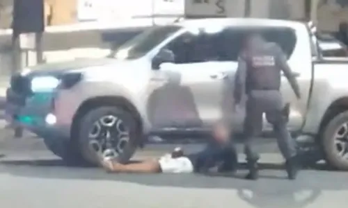 
          Imagem ilustrativa da imagem Empresário que reagiu a assalto e baleou suspeito no ES é autuado pela polícia
          