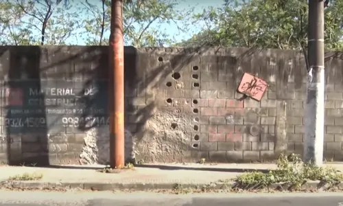 
          Imagem ilustrativa da imagem Encontro entre amigos de infância termina com tiros e ameaças de morte
          