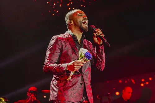 
          Imagem ilustrativa da imagem Equipe de Alexandre Pires afirma que 'desconhece qualquer atividade ilegal'
          