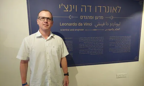 
          Imagem ilustrativa da imagem Escolas buscam exemplos de Israel para melhorar o ensino
          