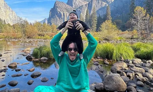 
          Imagem ilustrativa da imagem Ex-BBB Eliezer diz que críticos à aparência de sua filha irão responder na Justiça
          