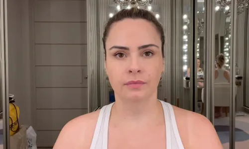 
          Imagem ilustrativa da imagem Ex-BBB descobre que namorava um homem casado
          