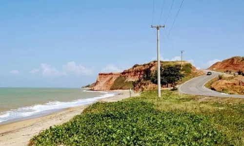 
          Imagem ilustrativa da imagem Falésias de Marataízes podem virar patrimônio cultural
          