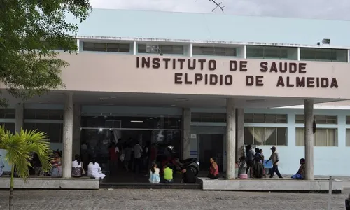 
          Imagem ilustrativa da imagem Família vai receber R$ 200 mil após parto que decepou cabeça de bebê
          