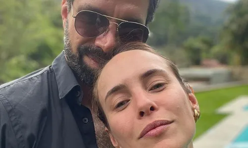 
          Imagem ilustrativa da imagem Fernanda Nobre revela como vive relacionamento aberto em casamento
          