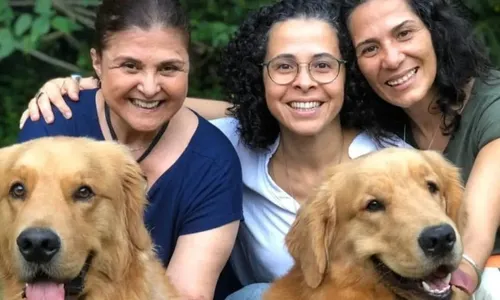 
          Imagem ilustrativa da imagem Filha de Elizangela publica homenagem após morte da mãe: 'Não está sendo fácil'
          