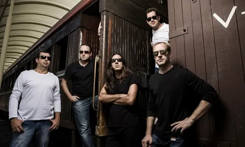 
          Imagem ilustrativa da imagem Fim de semana com festivais de rock e viola
          