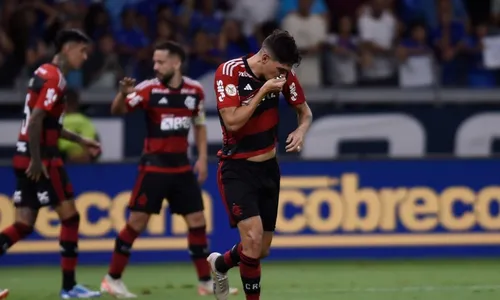 
          Imagem ilustrativa da imagem Flamengo liquida Cruzeiro em 5 minutos e dá cartão de visitas em estreia de Tite
          