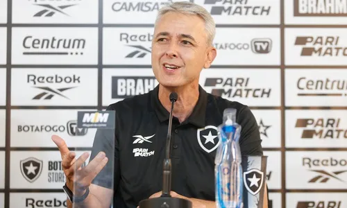 
          Imagem ilustrativa da imagem Fogão vacila e deixa a taça nas mãos dos rivais
          