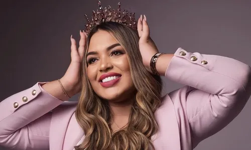 
          Imagem ilustrativa da imagem Fotógrafa que fez foto de filha de Neymar e Bruna Biancardi morre após mal súbito
          