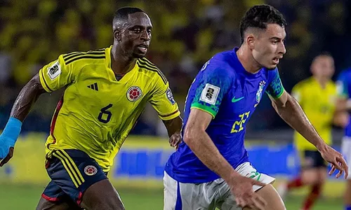 
          Imagem ilustrativa da imagem Fragilizada e sem padrão, seleção acumula derrotas e vive pior ano em seis décadas
          