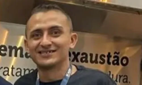 
          Imagem ilustrativa da imagem Funcionário é morto ao tentar impedir roubo de carro em Vila Velha
          