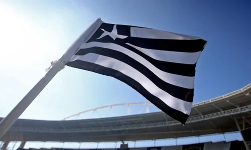 
          Imagem ilustrativa da imagem Funcionários do Botafogo são vítimas de criminosos armados no RJ
          