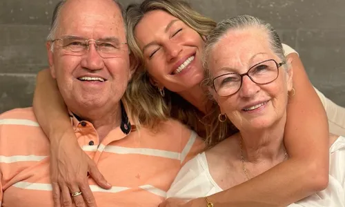
          Imagem ilustrativa da imagem Gisele Bündchen diz que esperava seguir os passos dos pais no casamento
          