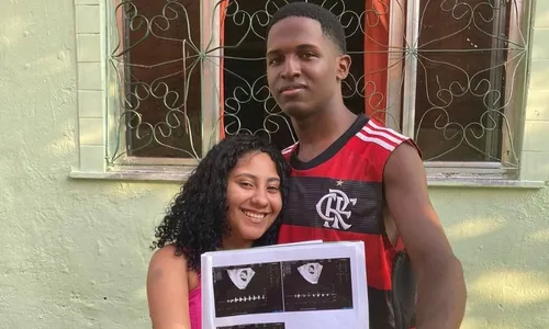 
          Imagem ilustrativa da imagem Grávida do RJ de quíntuplos anuncia que perdeu os bebês
          