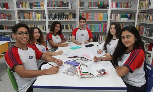 
          Imagem ilustrativa da imagem Guia do Enem com as regras para 73 mil candidatos
          