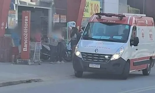 
          Imagem ilustrativa da imagem Homem é baleado e pede socorro em supermercado no ES
          