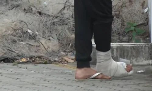 
          Imagem ilustrativa da imagem Homem é baleado por agente da PRF de folga durante briga de mulheres em Vila Velha
          