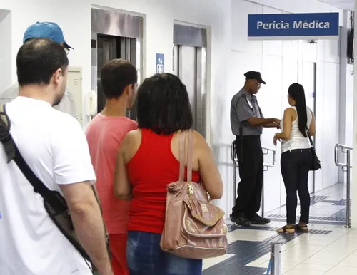 
          Imagem ilustrativa da imagem INSS dispensa perícia médica na aposentadoria especial para acelerar benefícios
          