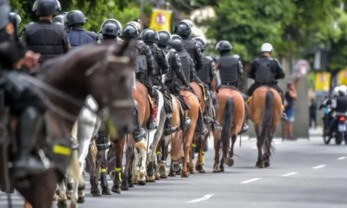 
          Imagem ilustrativa da imagem Invasão argentina e festa tricolor no Maracanã na final da Libertadores
          