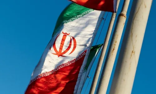 
          Imagem ilustrativa da imagem Irã prevê ataque de aliados contra Israel nas próximas horas
          