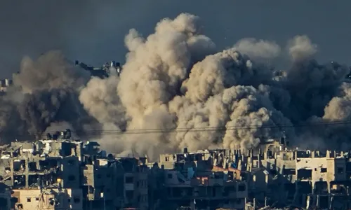 
          Imagem ilustrativa da imagem Israel autoriza entrada de ajuda humanitária em Gaza
          