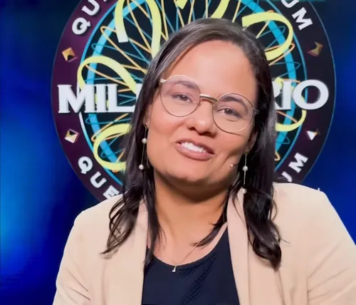 
          Imagem ilustrativa da imagem Jullie Dutra atinge 200 mil seguidores horas após responder 'pergunta do milhão'
          