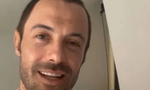 
          Imagem ilustrativa da imagem Kayky Brito não quer encontrar Bruno de Luca e está triste com repercussão do caso
          