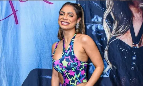 
          Imagem ilustrativa da imagem Lexa desabafa sobre separação de MC Guimê e novo namorado: 'Eu só quero ser feliz'
          