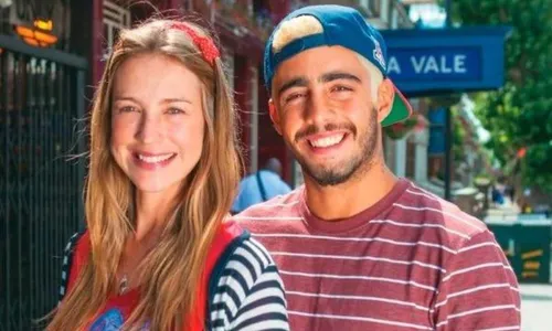 
          Imagem ilustrativa da imagem Luana Piovani diz sofrer diariamente por separação de Pedro Scooby
          