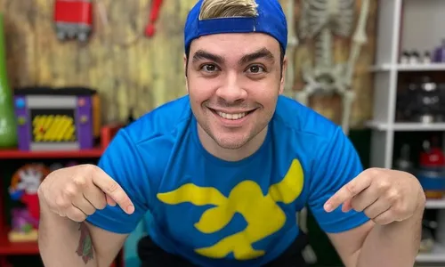 
          Imagem ilustrativa da imagem Luccas Neto, irmão de Felipe Neto, assina com o SBT e vai estrear na TV aberta
          