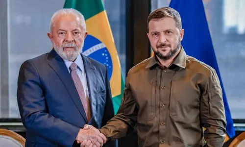 
          Imagem ilustrativa da imagem Lula diz ter conversado com Zelenski sobre paz e diálogo
          
