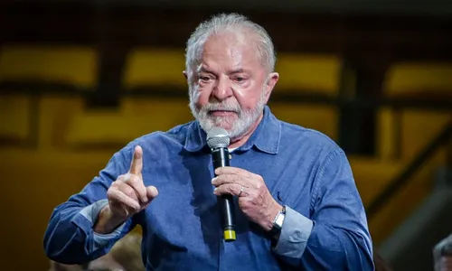 
          Imagem ilustrativa da imagem Lula sanciona lei do Desenrola, que prevê limite para juros no rotativo
          